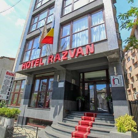 Hotel Razvan Bukareszt Zewnętrze zdjęcie
