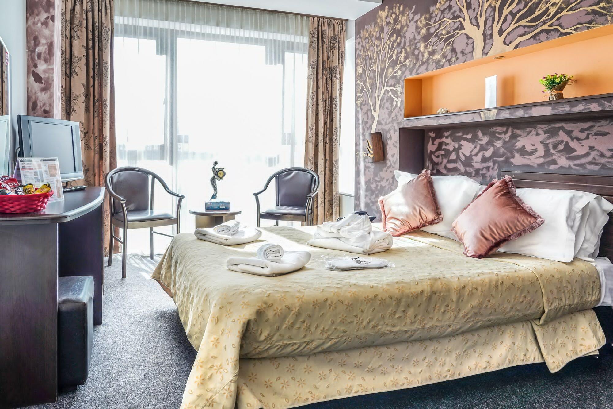 Hotel Razvan Bukareszt Zewnętrze zdjęcie