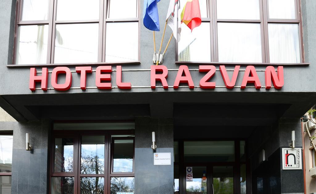 Hotel Razvan Bukareszt Zewnętrze zdjęcie