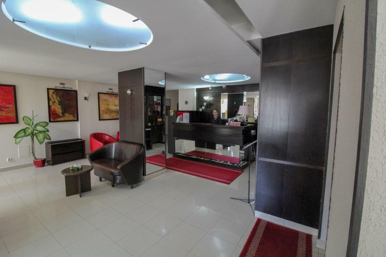 Hotel Razvan Bukareszt Zewnętrze zdjęcie
