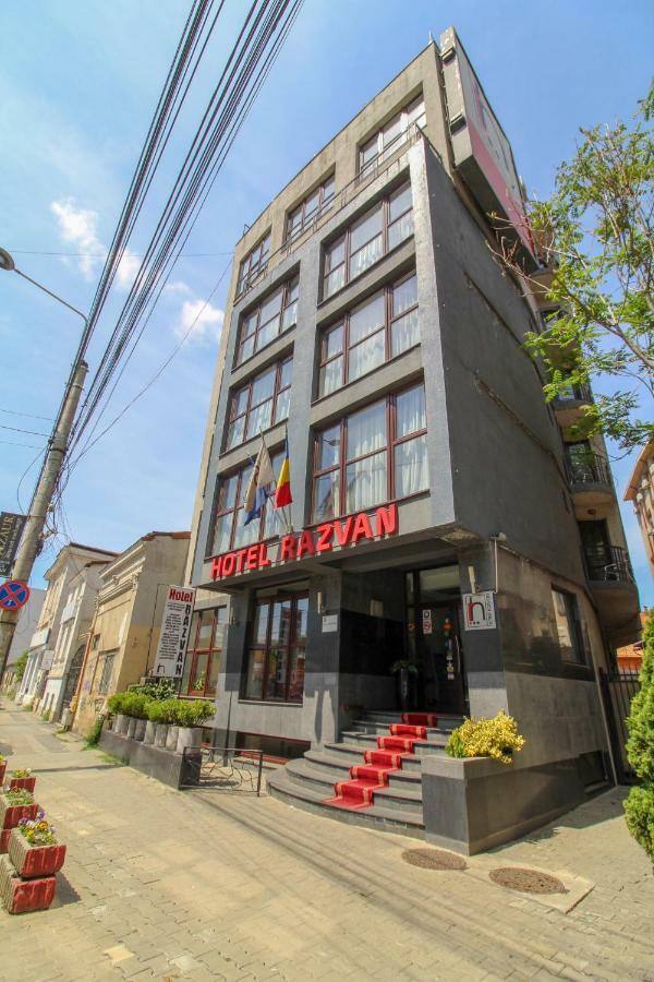 Hotel Razvan Bukareszt Zewnętrze zdjęcie